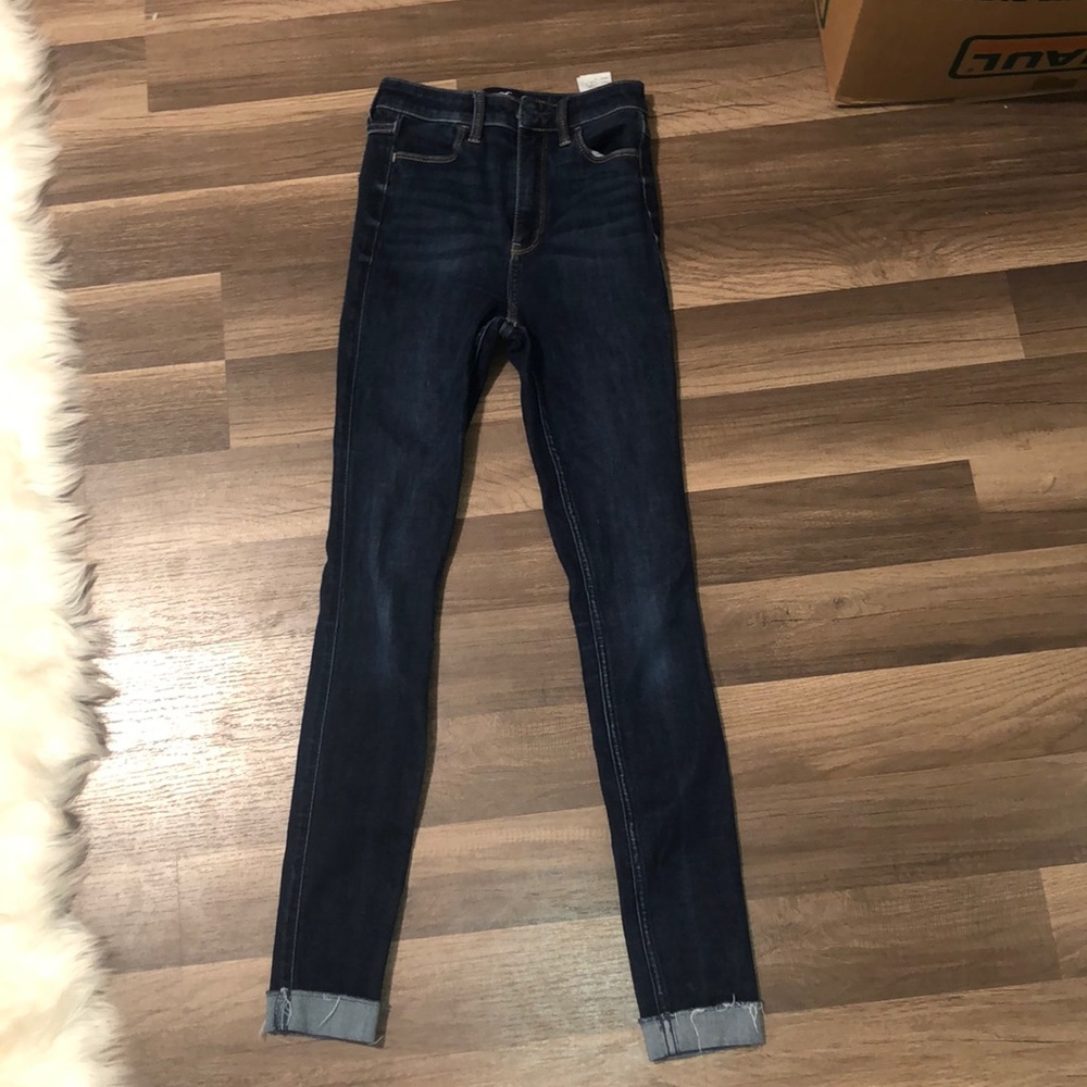 Hollister jeans